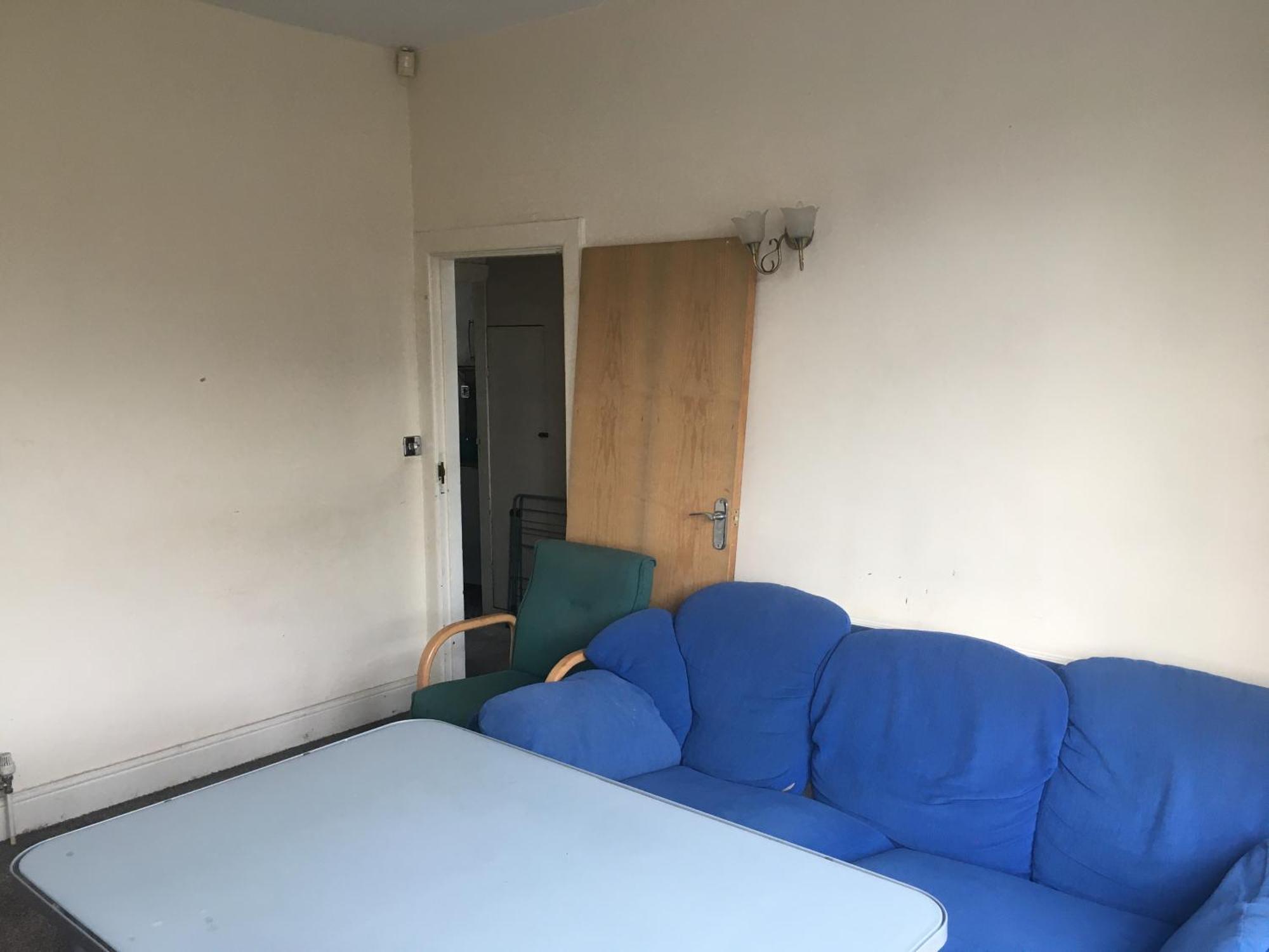 Single Room - Town & University Nearby, 24H Bus, Airport-Linked Manchester Bagian luar foto