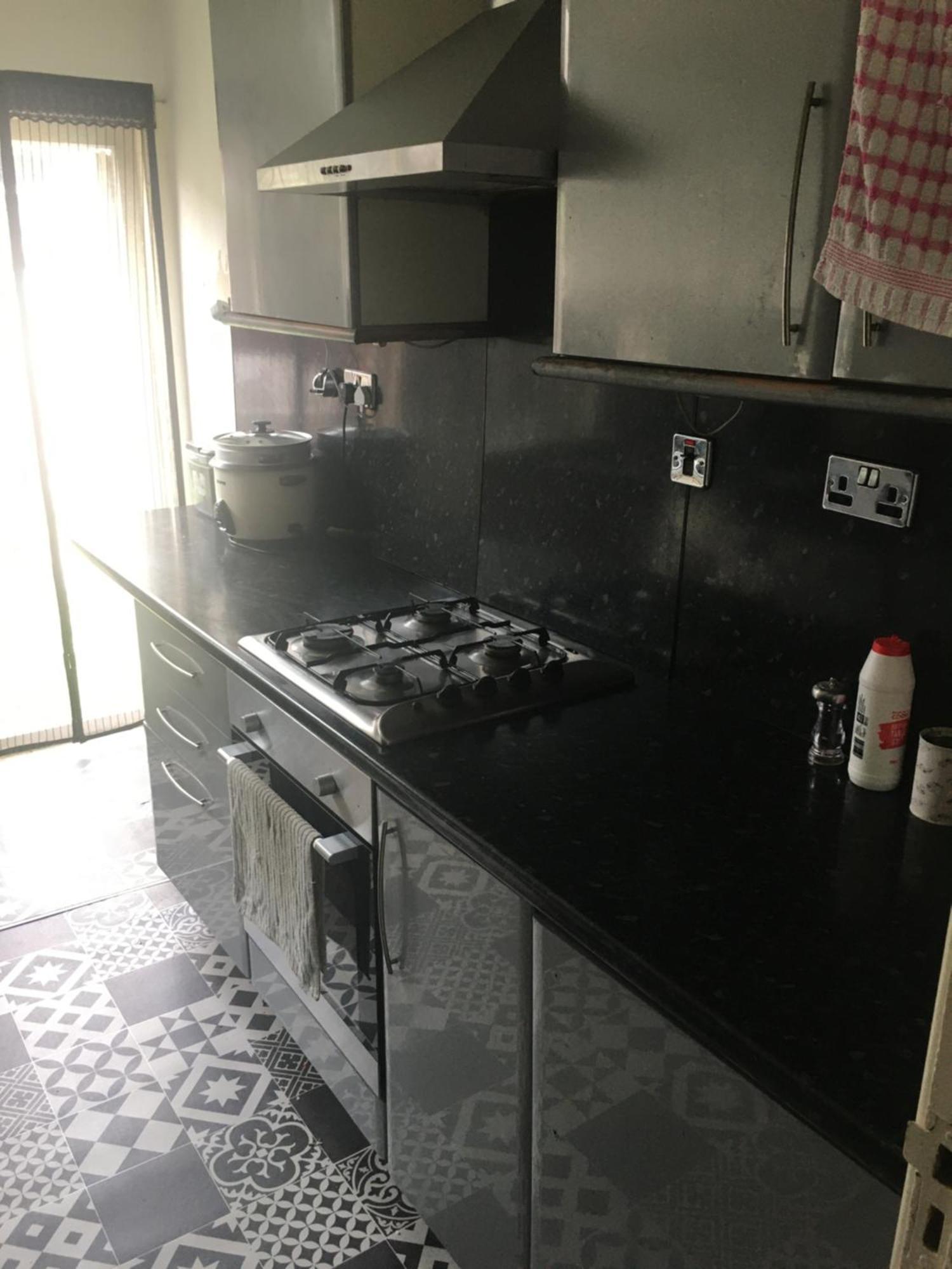 Single Room - Town & University Nearby, 24H Bus, Airport-Linked Manchester Bagian luar foto