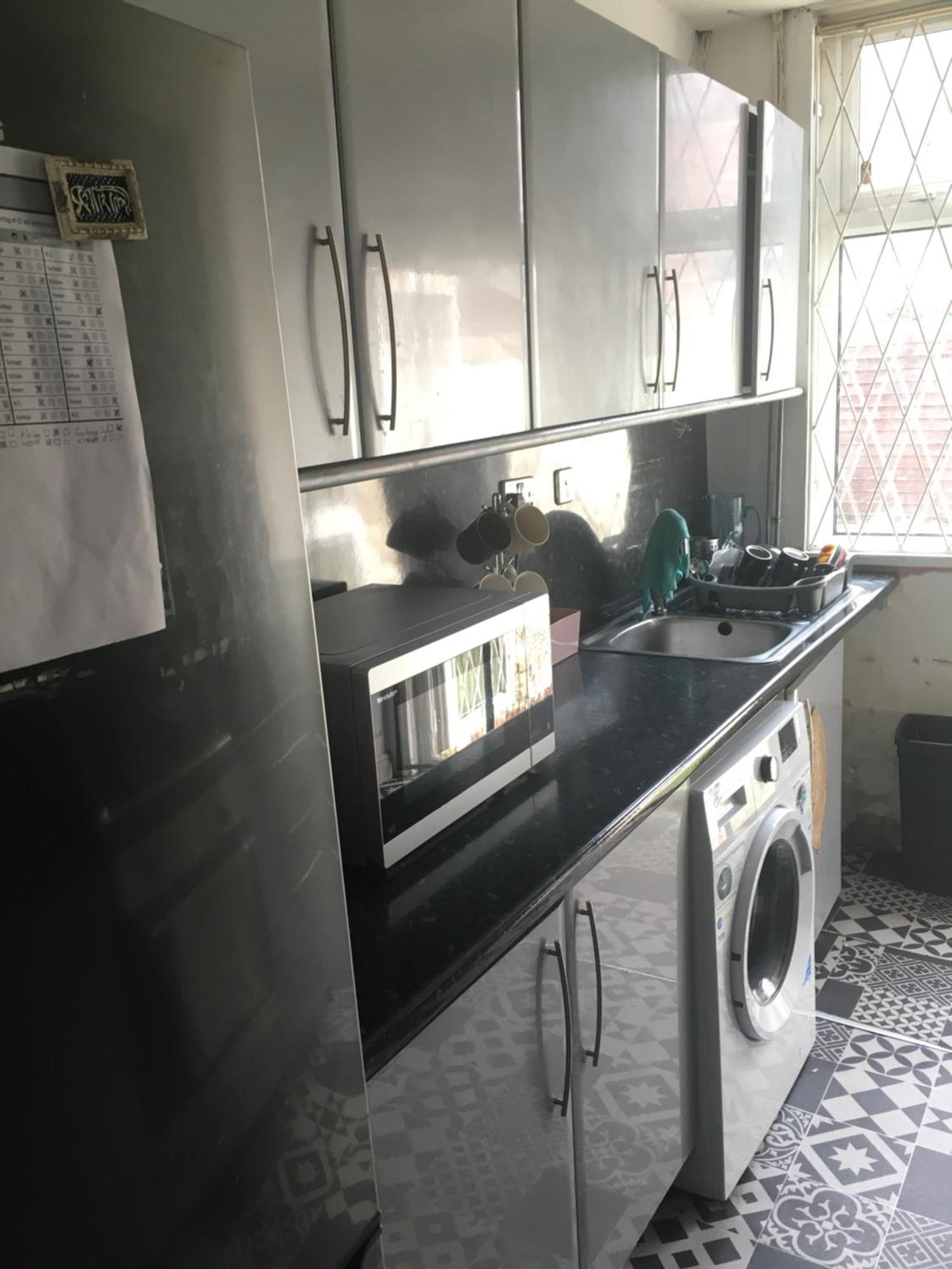 Single Room - Town & University Nearby, 24H Bus, Airport-Linked Manchester Bagian luar foto